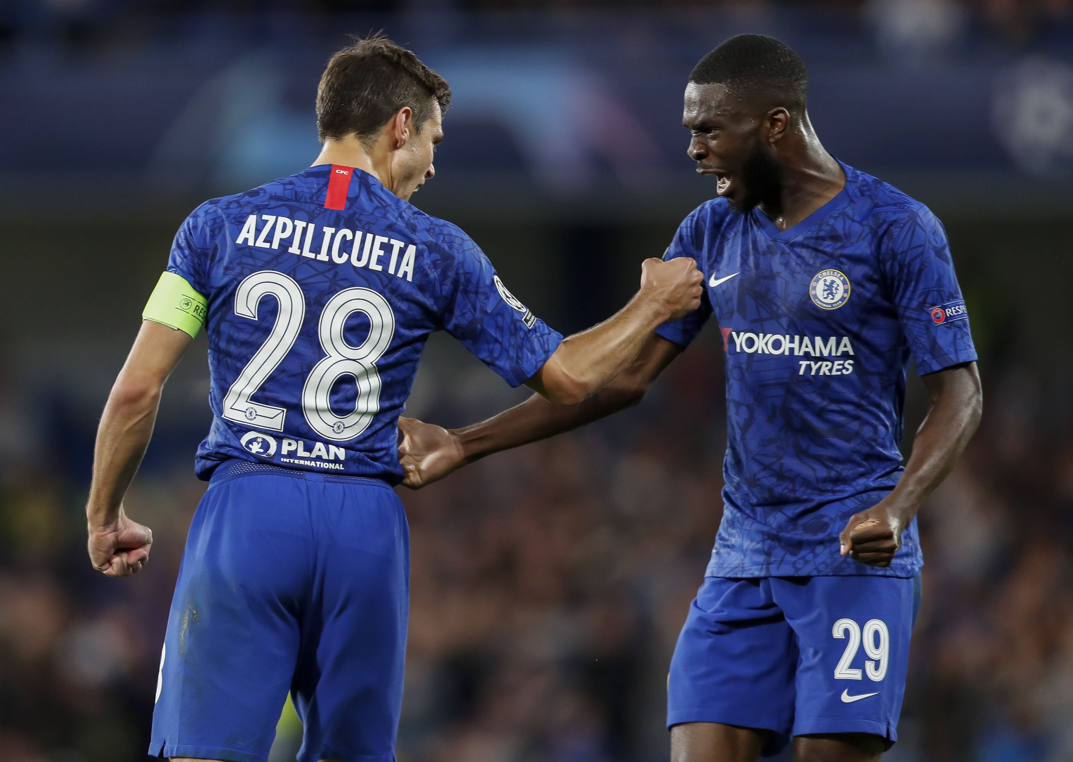 也透露出转 也透露出转