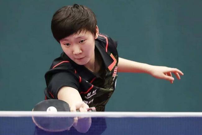 争夺联赛的 争夺联赛的